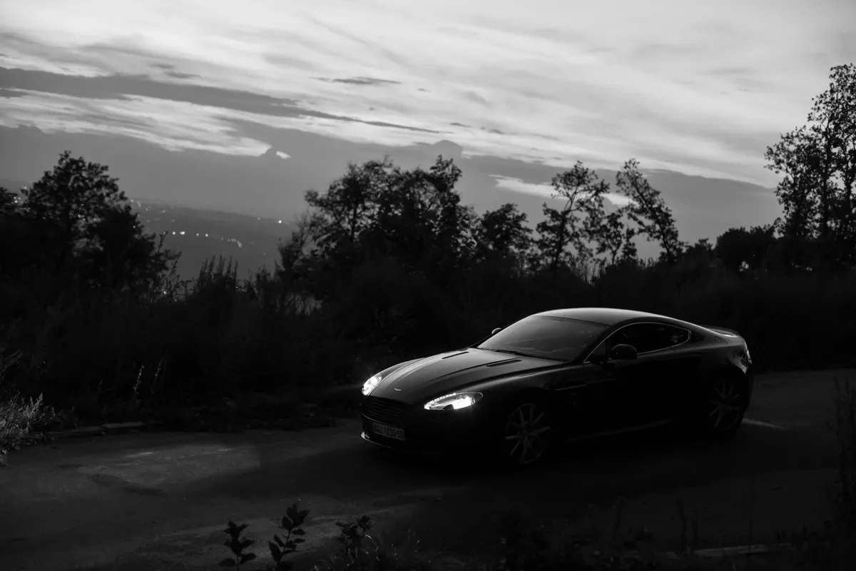 Aston Martin DB & Vantage