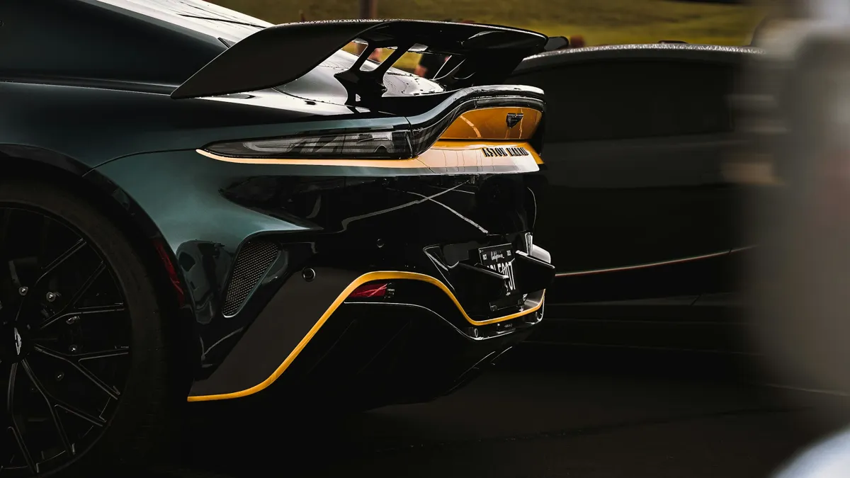 Aston Martin DB & Vantage detail